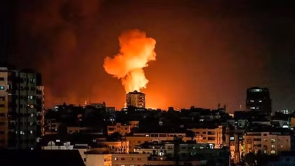 Israel bắn phá dữ dội miền Nam Syria, gây thiệt hại lớn