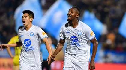 Lội ngược dòng trước Hà Nội FC, Thép Xanh Nam Định tạm chiếm ngôi đầu V.league