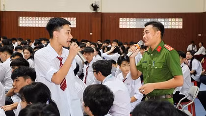 Lào Cai: Chủ động bảo đảm ATGT học đường