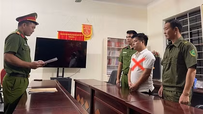 Khởi tố, bắt tạm giam một nhân viên ngân hàng về tội lừa đảo chiếm đoạt tài sản
