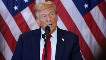 Tổng thống Trump úp mở kịch bản mới trước thềm đặc phái viên đến Nga