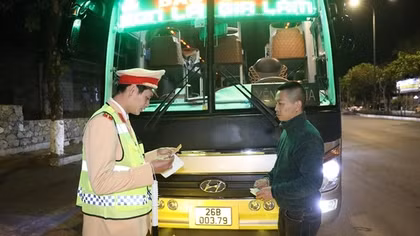 Hiệu quả thực tiễn từ mô hình “Doanh nghiệp kinh doanh vận tải an toàn giao thông”