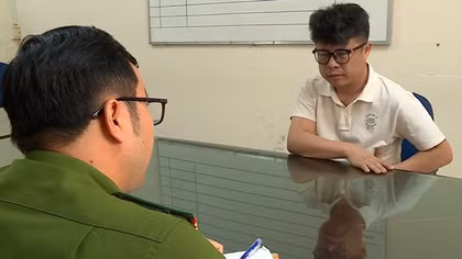 Giải cứu thành công 3 người Hàn Quốc bị lừa đưa sang Việt Nam làm "việc nhẹ lương cao"