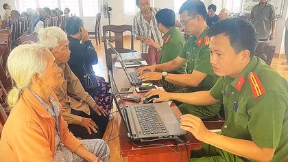 Ghi nhận ở huyện dẫn đầu Phú Yên tham gia góp ý sửa đổi Hiến pháp