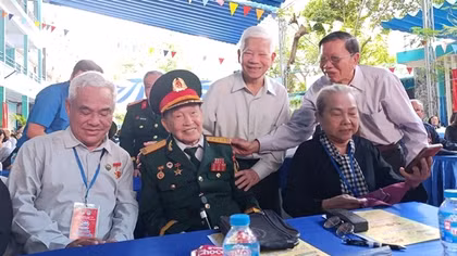 50 năm tự hào sáng mãi ngọn lửa thanh niên các Cơ quan Trung ương Cục miền Nam