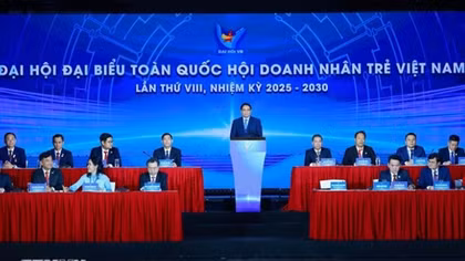 Thủ tướng: Doanh nghiệp, doanh nhân trẻ thực hiện 6 tiên phong, thi đua 6 nhất