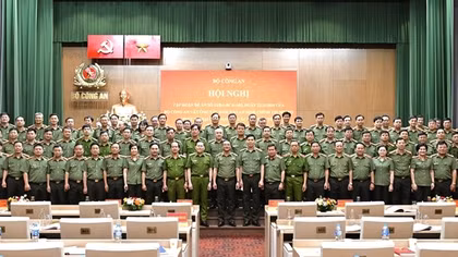 Bảo đảm an ninh chính trị nội bộ, bảo vệ tuyệt đối an ninh, an toàn đại hội đảng các cấp
