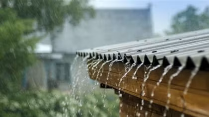 Vùng núi Bắc Bộ nhiều nơi mưa to, Nam Bộ trời nắng nóng