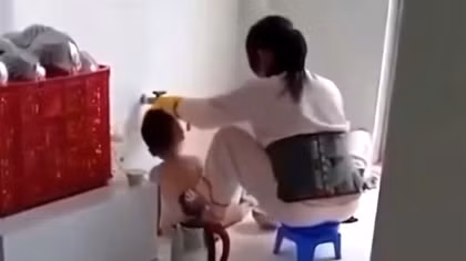 Tạm dừng hoạt động cơ sở mầm non tư thục có bảo mẫu dùng bạo lực ép trẻ ăn