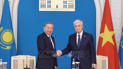 Tổng Bí thư Tô Lâm chứng kiến Lễ trao các văn kiện hợp tác song phương Việt Nam - Kazakhstan