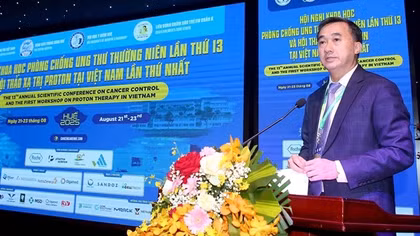 Việt Nam hiện có hơn 350.000 người sống chung với ung thư