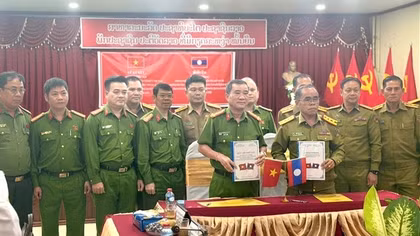 Ký kết quy chế triển khai Tổ phòng, chống ma túy tại khu vực biên giới
