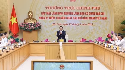 Thủ tướng: Chính phủ cảm ơn và luôn lắng nghe, chia sẻ, tạo điều kiện cho báo chí hoạt động thuận lợi