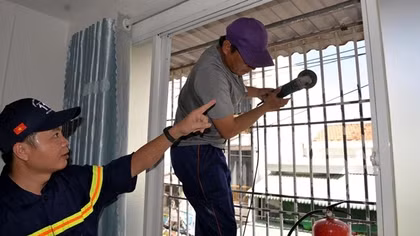 Tuyên truyền, vận động người dân TP Hồ Chí Minh tháo dỡ “chuồng cọp”
