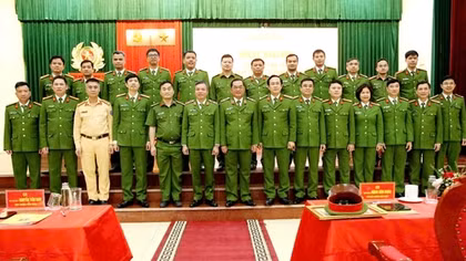 Tuyên dương nhiều tập thể, cá nhân Viện khoa học Hình sự