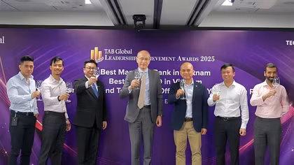 Techcombank được vinh danh 3 giải thưởng xuất sắc từ The Asia Banker