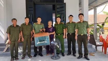 Công an Quảng Trị hướng về cơ sở, phục vụ tốt nhân dân