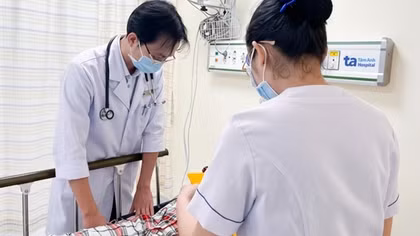 Bộ Y tế yêu cầu truy xuất nguồn gốc thực phẩm vụ hàng trăm người ngộ độc sau khi ăn bánh mì