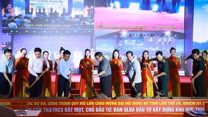 Thủ tướng dự khởi công trường học tại xã biên giới Bát Mọt