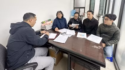 Bài 1: Uất nghẹn trước nguy cơ mất tiền