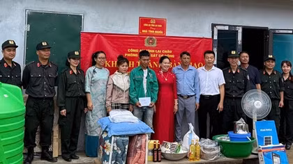 Bài cuối: Những mái ấm, tấm thẻ bảo hiểm y tế nghĩa tình hỗ trợ đồng bào dân tộc thiểu số