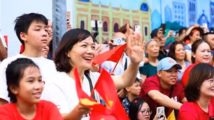 Thủ tướng yêu cầu khẩn trương triển khai tặng quà nhân dân dịp Quốc khánh