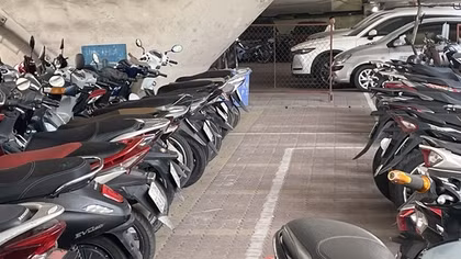 Yêu cầu Hà Nội rà soát, xử lý nghiêm các bãi trông xe không nằm trong quy hoạch
