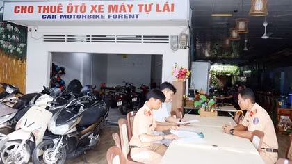 Yêu cầu các cơ sở cho người nước ngoài thuê xe tự lái tại Phú Quốc ký cam kết