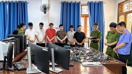 Khám phá chuyên án mua bán trái phép thông tin 3.000 tài khoản ngân hàng