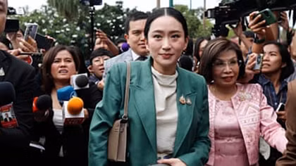 Bà Paetongtarn bị đình chỉ