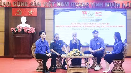 Công nghệ số tiếp bước "Hành trình nét vẽ thời gian"