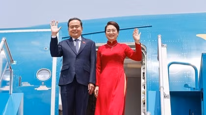 Chủ tịch Quốc hội lên đường tham dự AIPA-46 và thăm chính thức Malaysia
