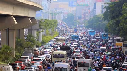 Trong tháng 9, trình HĐND TP Hà Nội phương án hỗ trợ người dân chuyển đổi sang xe máy điện