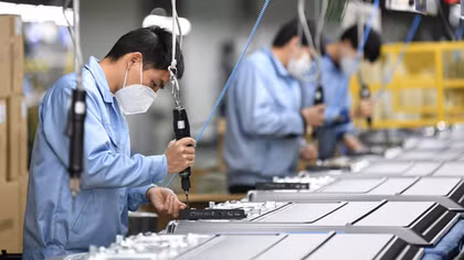 Thị trường lao động ra nước ngoài rộng mở nhưng không có “việc nhẹ lương cao”