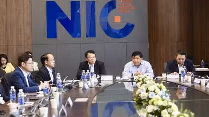 Việt Nam cần làm gì để phát triển nhanh các ngành công nghệ chiến lược?
