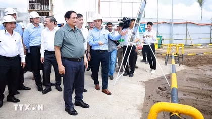 Thủ tướng Phạm Minh Chính kiểm tra, chỉ đạo xử lý các vướng mắc tại Cần Thơ