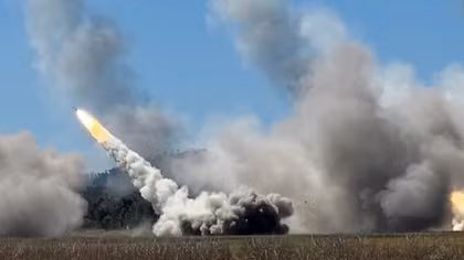 Australia lần đầu khai hỏa hệ thống HIMARS trên lãnh thổ của mình