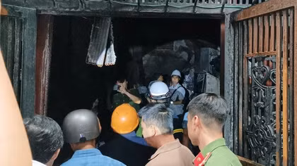 Thủ tướng yêu cầu tập trung khắc phục hậu quả, điều tra nguyên nhân vụ cháy làm 5 người chết