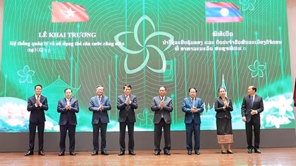 Khai trương hệ thống sản xuất thẻ căn cước công dân Lào