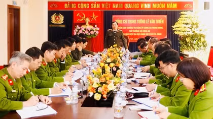 Huy động sức mạnh của hệ thống chính trị và toàn dân tham gia PCCC và CNCH