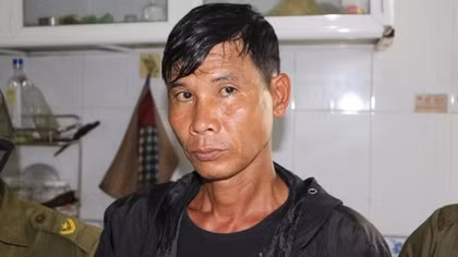 Cắt tôn vào nhà trộm tài sản, quay ra thì bị "tóm"