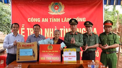 Lâm Đồng: Bàn giao 3 căn nhà đầu tiên trong đợt 2 triển khai công tác xóa nhà tạm