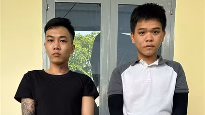 Mâu thuẫn nợ nần, mang “bom xăng” đến phòng trọ phóng hoả