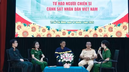 Công an TP Hồ Chí Minh tổ chức nhiều hoạt động kỷ niệm 63 năm ngày thành lập lực lượng CSND