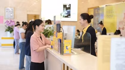 FiinRatings lần đầu xếp hạng tín nhiệm dài hạn Nam A Bank ở mức “A-” với Triển vọng “Ổn định”