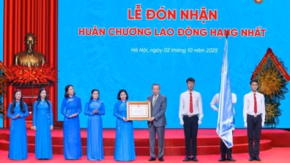 Xây dựng người phụ nữ Việt Nam thời đại mới, đóng góp vào sự phát triển bền vững của đất nước