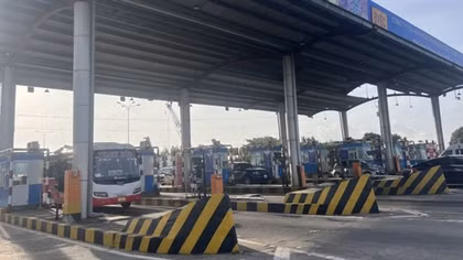 Khẩn trương tháo dỡ trạm thu phí bỏ không trên Quốc lộ 51