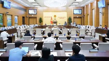 Đề nghị quy trách nhiệm tình trạng quản lý lỏng lẻo, mua bán hoá chất dễ dàng