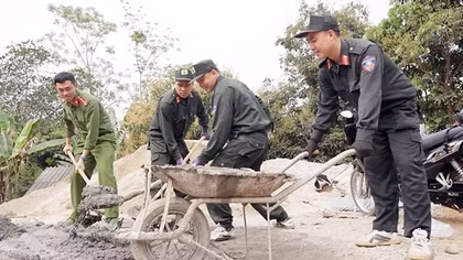 Bài 4: Những căn nhà ấm áp nghĩa Đảng, tình dân