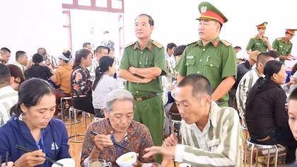 Những khoảnh khắc quý giá giúp phạm nhân có thêm động lực cải tạo tốt